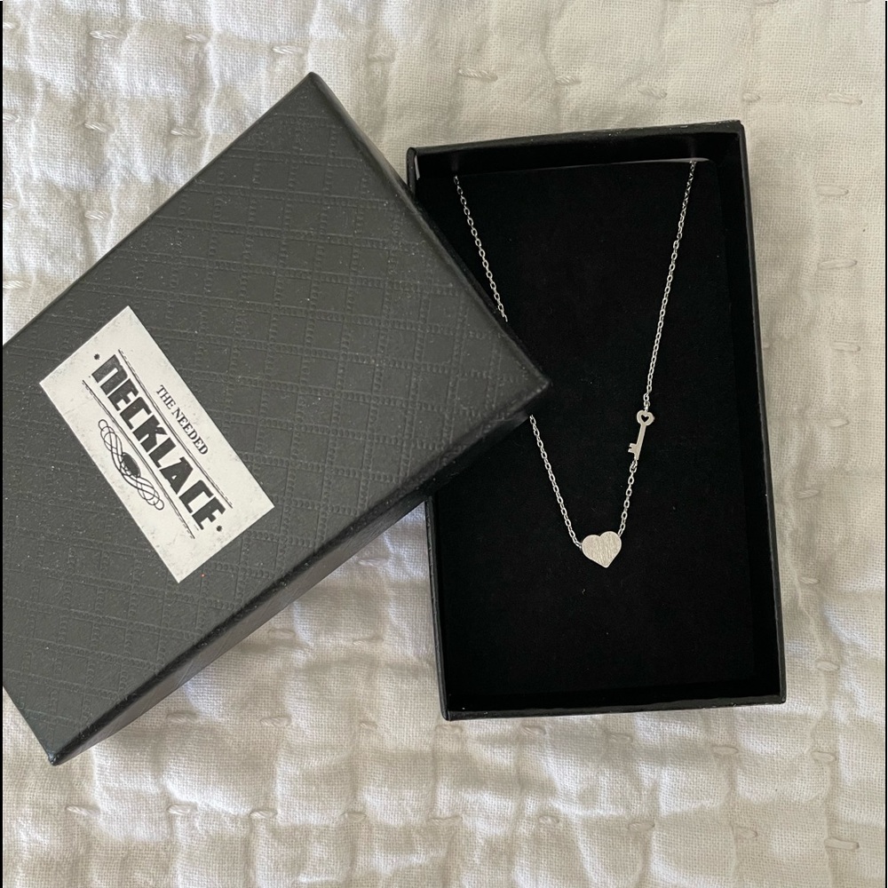 Brushed silver heart and key necklace 16”